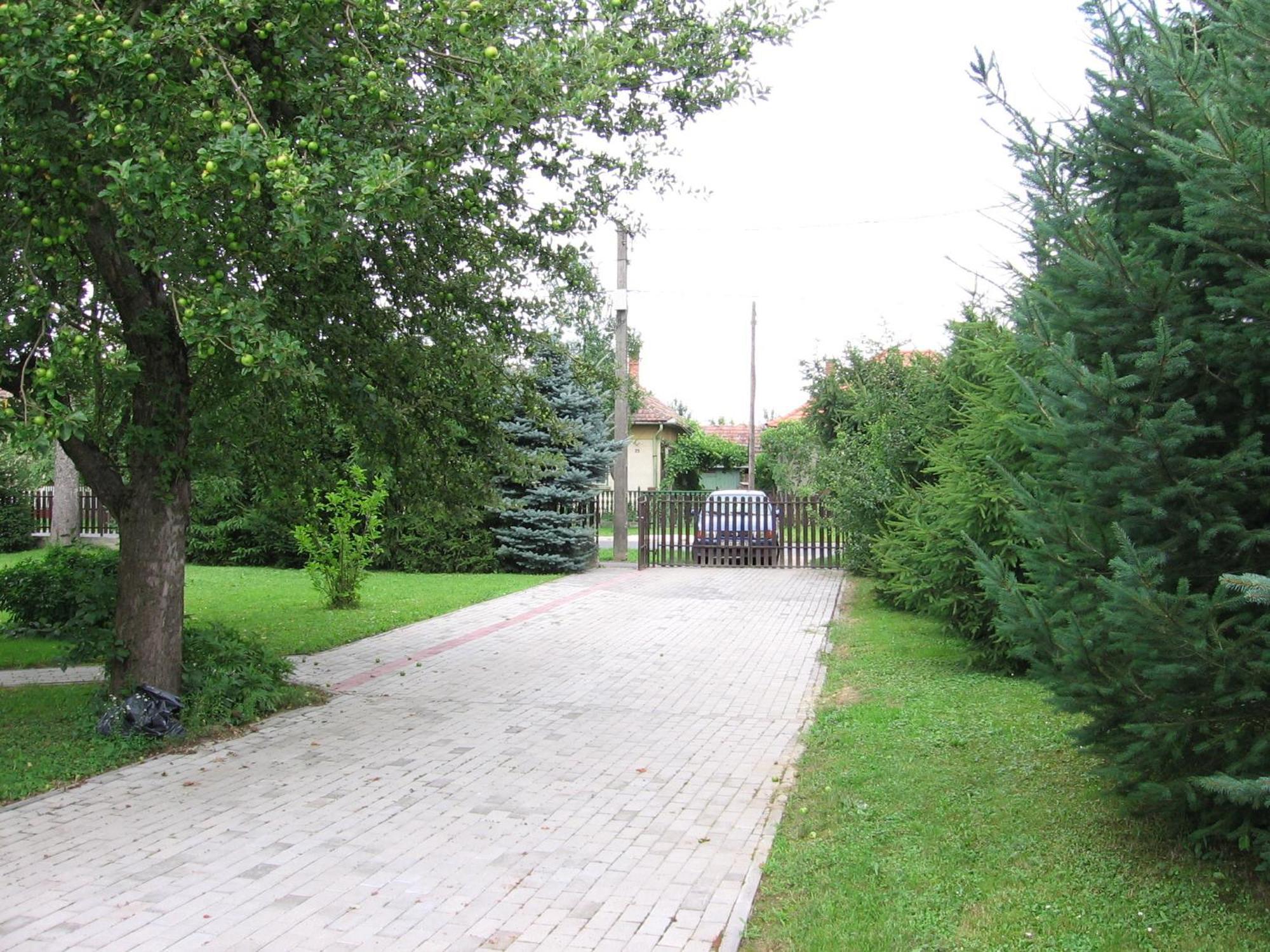 Bundics Vendeghazak Bed & Breakfast Lenti Dış mekan fotoğraf