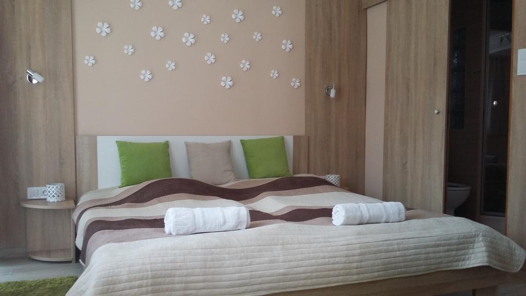 Bundics Vendeghazak Bed & Breakfast Lenti Dış mekan fotoğraf