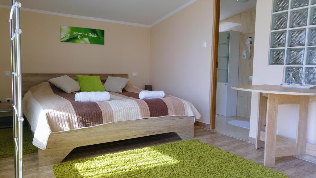Bundics Vendeghazak Bed & Breakfast Lenti Dış mekan fotoğraf