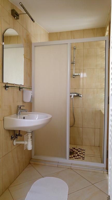 Bundics Vendeghazak Bed & Breakfast Lenti Dış mekan fotoğraf