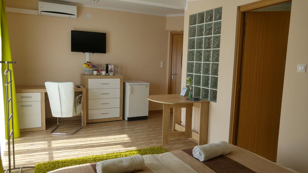 Bundics Vendeghazak Bed & Breakfast Lenti Dış mekan fotoğraf