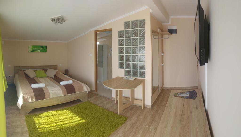 Bundics Vendeghazak Bed & Breakfast Lenti Dış mekan fotoğraf