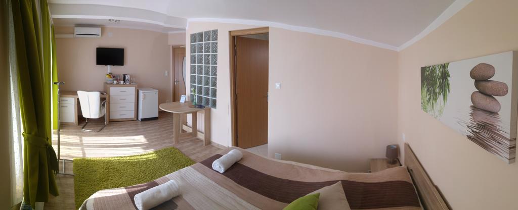 Bundics Vendeghazak Bed & Breakfast Lenti Dış mekan fotoğraf